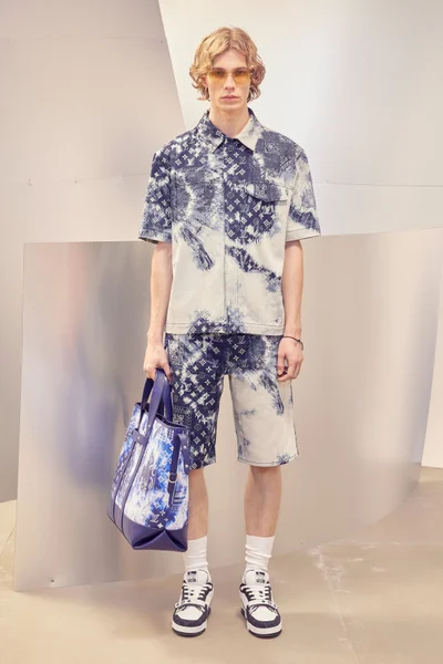 Look 26